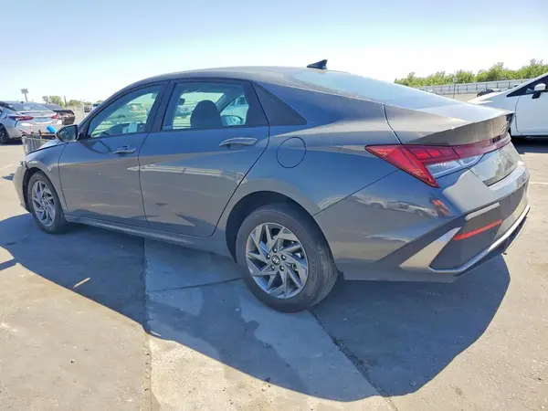 KMHLM4DJXSU160065 2025 HYUNDAI ELANTRA - Image 2