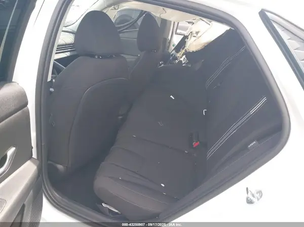 KMHLM4DJXSU167453 2025 HYUNDAI ELANTRA - Image 8