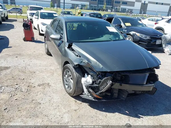 KMHLM4DJXSU169087 2025 HYUNDAI ELANTRA - Image 1