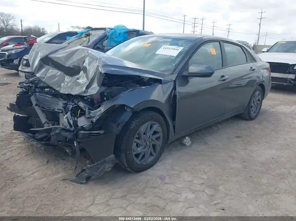 KMHLM4DJXSU170272 2025 HYUNDAI ELANTRA - Image 2