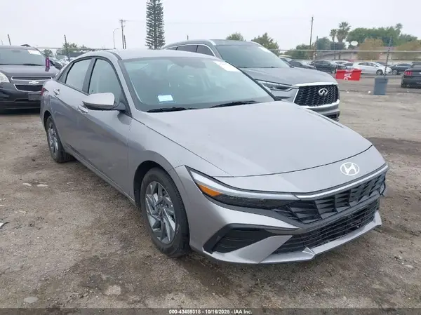 KMHLM4DJXSU171955 2025 HYUNDAI ELANTRA - Image 1