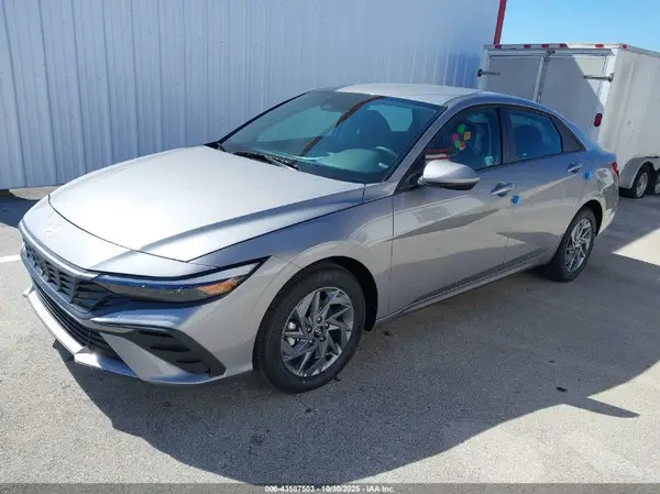 KMHLM4DJXTU182245 2026 HYUNDAI ELANTRA - Image 2