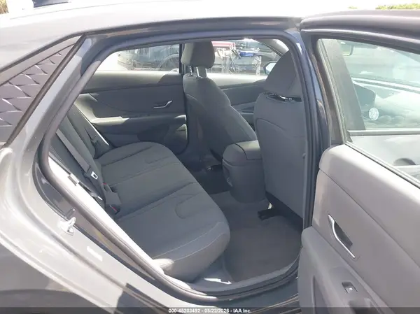KMHLM4DJXTU186019 2026 HYUNDAI ELANTRA - Image 8
