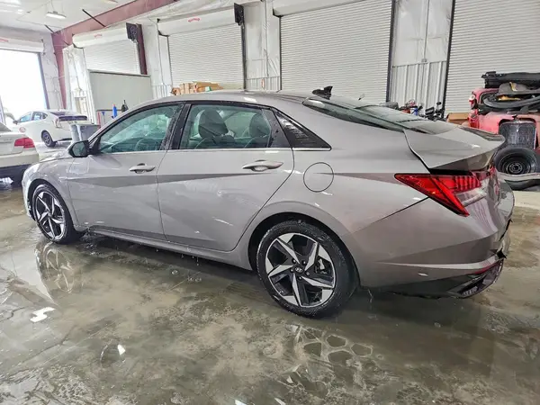 KMHLN4AG0NU266938 2022 HYUNDAI ELANTRA - Image 2