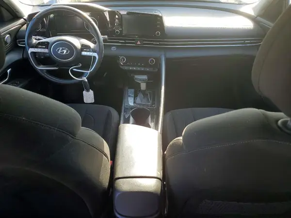 KMHLN4AG0NU267569 2022 HYUNDAI ELANTRA - Image 8