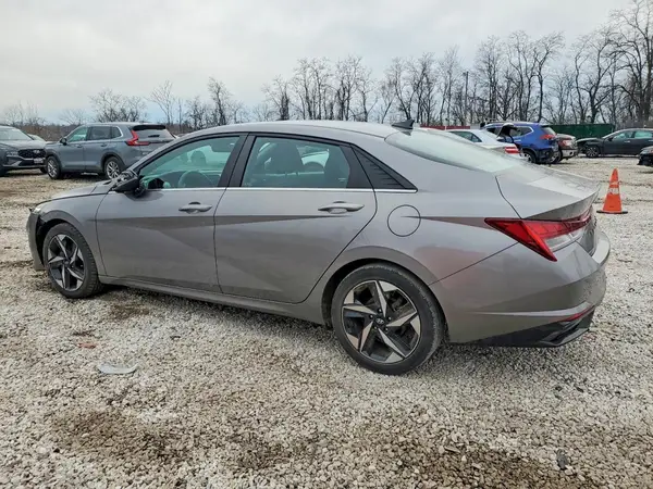 KMHLN4AG0NU354565 2022 HYUNDAI ELANTRA - Image 2
