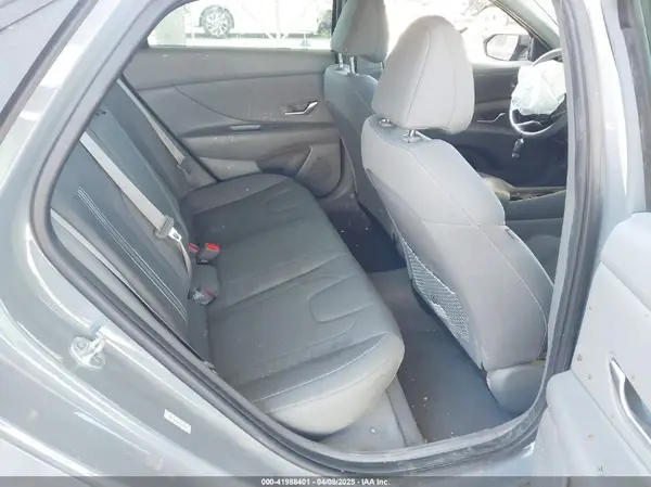 KMHLN4AG1NU252076 2022 HYUNDAI ELANTRA - Image 8