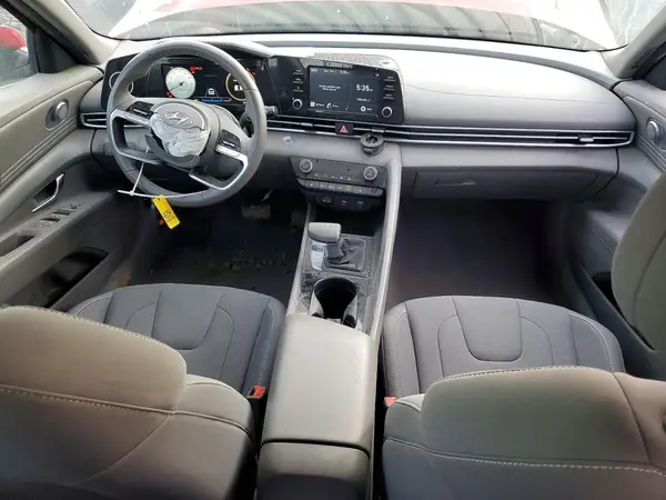 KMHLN4AG4NU217841 2022 HYUNDAI ELANTRA - Image 8