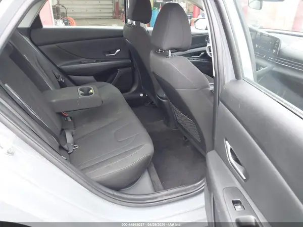 KMHLN4AG4NU254601 2022 HYUNDAI ELANTRA - Image 8