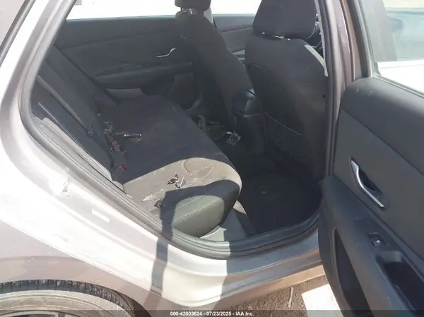 KMHLN4AG4NU274511 2022 HYUNDAI ELANTRA - Image 8