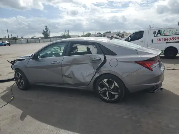 KMHLN4AG4NU299098 2022 HYUNDAI ELANTRA - Image 2