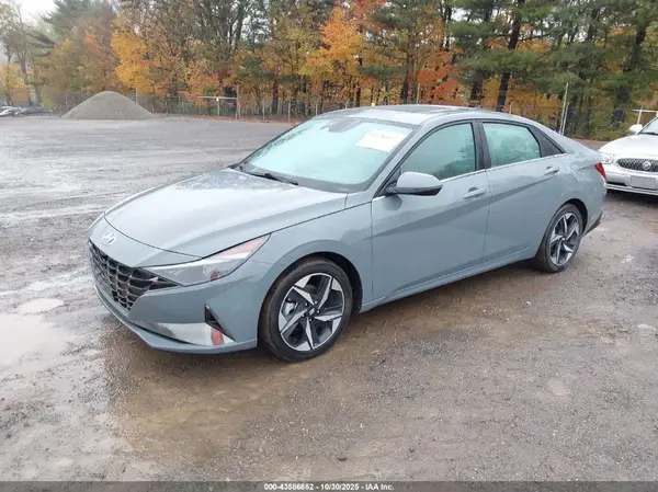 KMHLN4AG4NU339597 2022 HYUNDAI ELANTRA - Image 2