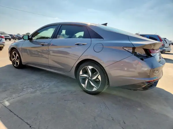 KMHLN4AG4NU363799 2022 HYUNDAI ELANTRA - Image 2
