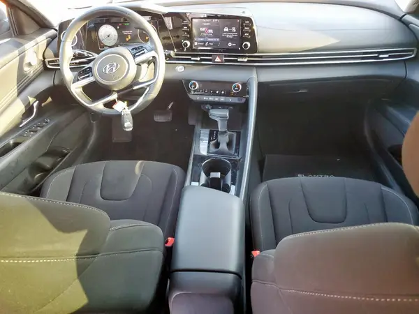 KMHLN4AG5NU262710 2022 HYUNDAI ELANTRA - Image 8