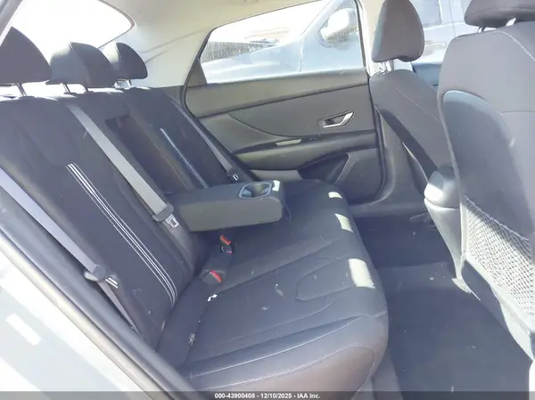 KMHLN4AG5NU282715 2022 HYUNDAI ELANTRA - Image 8