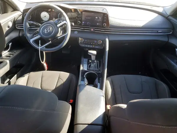 KMHLN4AG5NU300520 2022 HYUNDAI ELANTRA - Image 8