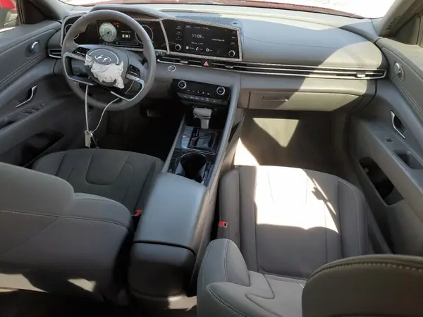 KMHLN4AG5NU341083 2022 HYUNDAI ELANTRA - Image 8