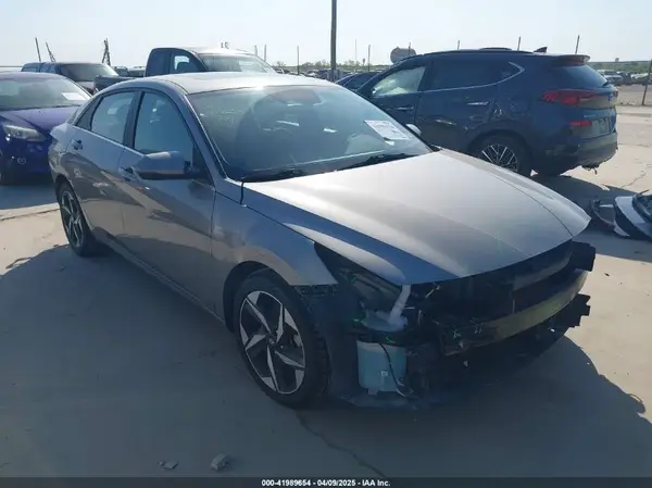 KMHLN4AG5NU357557 2022 HYUNDAI ELANTRA - Image 1