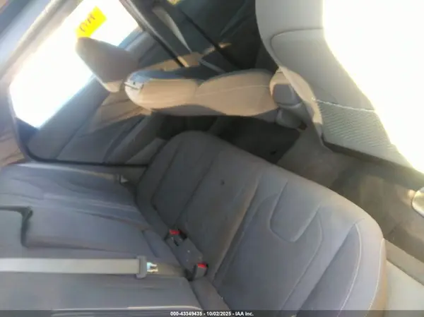 KMHLN4AG6NU225035 2022 HYUNDAI ELANTRA - Image 8