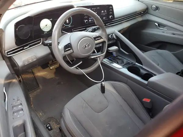 KMHLN4AG6NU266782 2022 HYUNDAI ELANTRA - Image 8