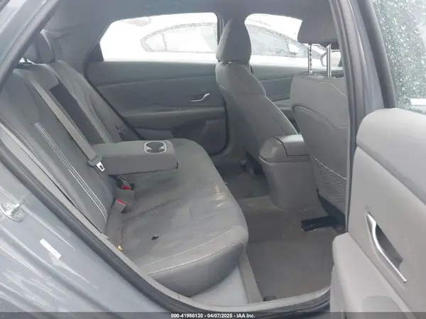 KMHLN4AG8NU298892 2022 HYUNDAI ELANTRA - Image 8