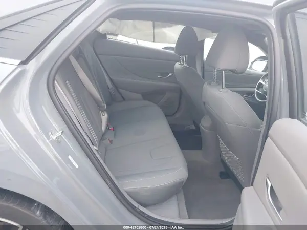 KMHLN4AG8NU343670 2022 HYUNDAI ELANTRA - Image 8