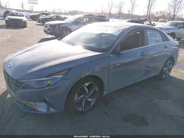 KMHLN4AG8NU357598 2022 HYUNDAI ELANTRA - Image 2