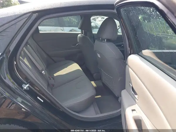 KMHLN4AG8NU365426 2022 HYUNDAI ELANTRA - Image 8