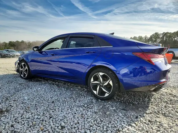 KMHLN4AG9NU267201 2022 HYUNDAI ELANTRA - Image 2