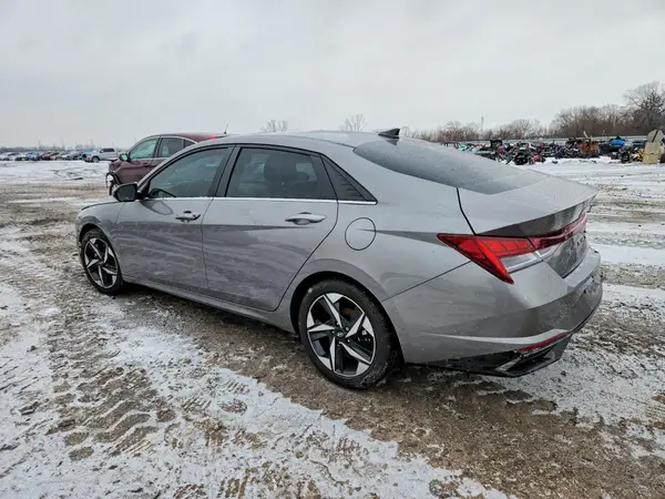 KMHLN4AG9NU274519 2022 HYUNDAI ELANTRA - Image 2