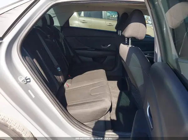 KMHLN4AG9NU349221 2022 HYUNDAI ELANTRA - Image 8