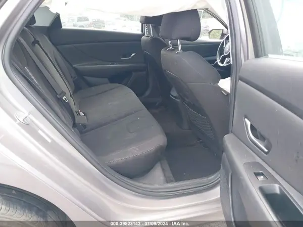 KMHLN4AGXNU329804 2022 HYUNDAI ELANTRA - Image 8