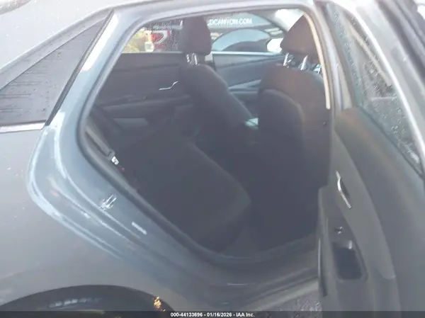 KMHLN4AGXNU342410 2022 HYUNDAI ELANTRA - Image 8