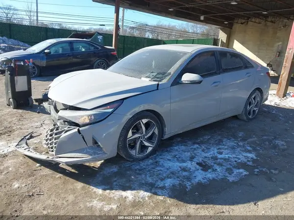 KMHLN4AGXPU600797 2023 HYUNDAI ELANTRA - Image 2