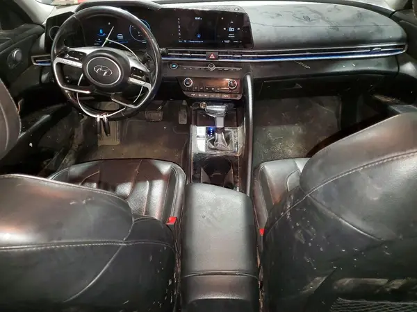 KMHLN4AJ0NU013856 2022 HYUNDAI ELANTRA - Image 8