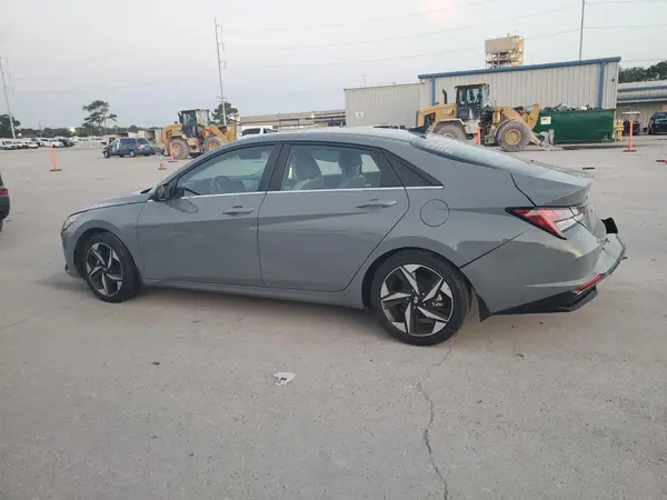 KMHLN4AJ0NU032259 2022 HYUNDAI ELANTRA - Image 2