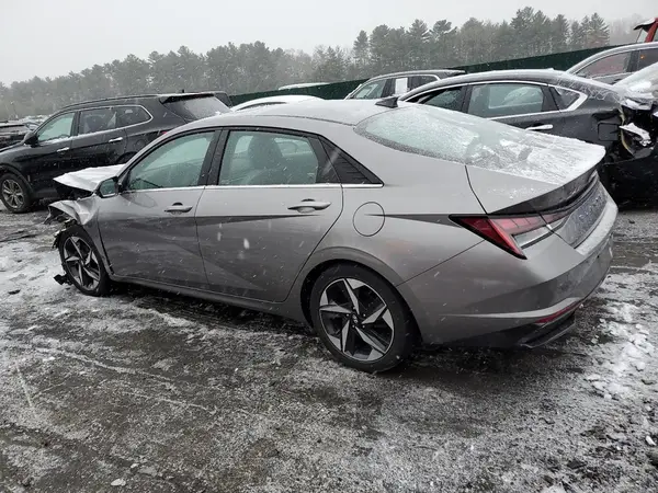 KMHLN4AJ1NU019925 2022 HYUNDAI ELANTRA - Image 2