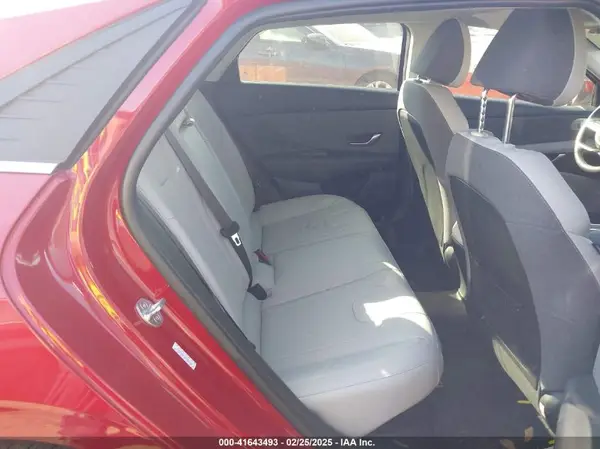 KMHLN4AJ2NU024213 2022 HYUNDAI ELANTRA - Image 8