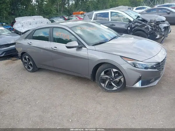 KMHLN4AJ2NU024843 2022 HYUNDAI ELANTRA - Image 1