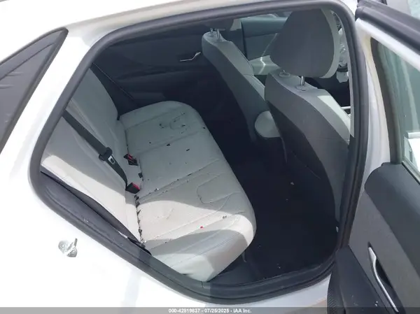 KMHLN4AJ2PU033366 2023 HYUNDAI ELANTRA - Image 8