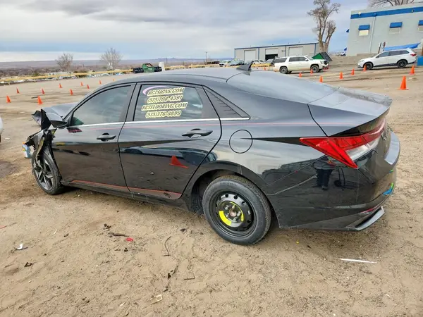 KMHLN4AJ2PU036686 2023 HYUNDAI ELANTRA - Image 2