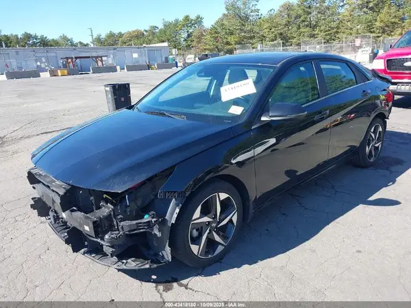 KMHLN4AJ2PU063547 2023 HYUNDAI ELANTRA - Image 2