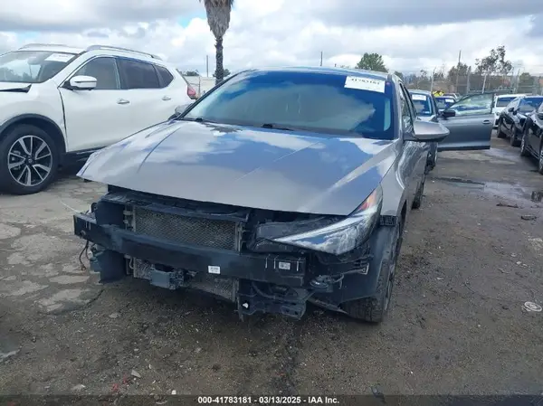 KMHLN4AJ2PU064326 2023 HYUNDAI ELANTRA - Image 2