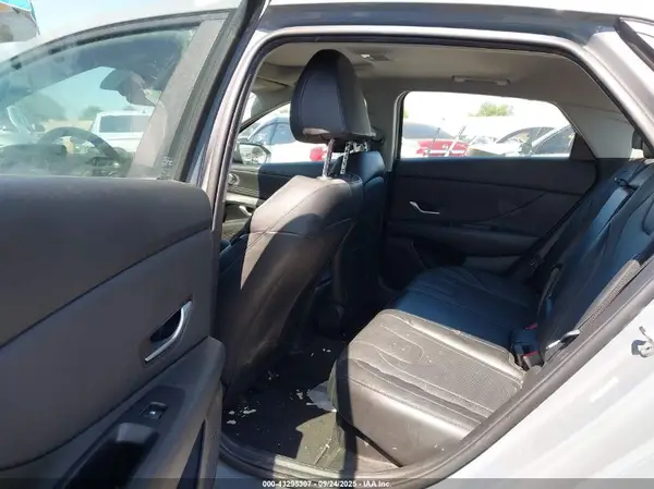KMHLN4AJ3PU045753 2023 HYUNDAI ELANTRA - Image 8
