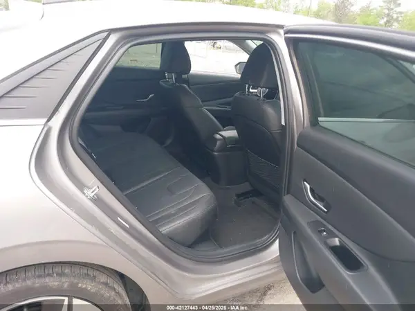 KMHLN4AJ5PU062604 2023 HYUNDAI ELANTRA - Image 8