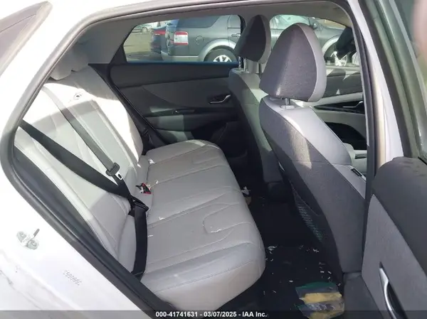 KMHLN4AJ6PU037310 2023 HYUNDAI ELANTRA - Image 8