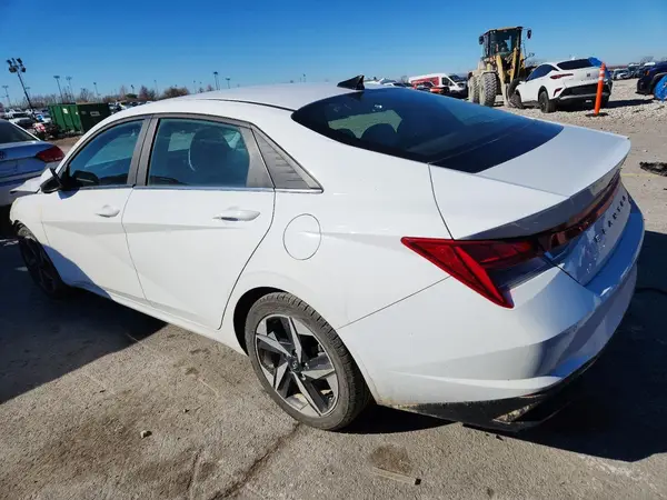 KMHLN4AJ7PU083728 2023 HYUNDAI ELANTRA - Image 2