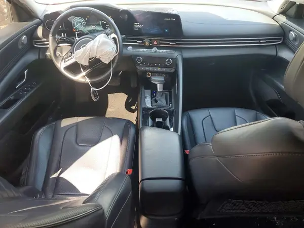 KMHLN4AJ8PU085987 2023 HYUNDAI ELANTRA - Image 8