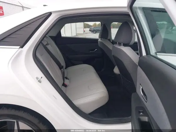 KMHLN4AJ8PU089148 2023 HYUNDAI ELANTRA - Image 8