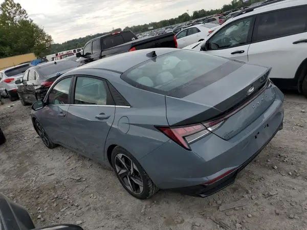 KMHLN4AJ9NU028176 2022 HYUNDAI ELANTRA - Image 2
